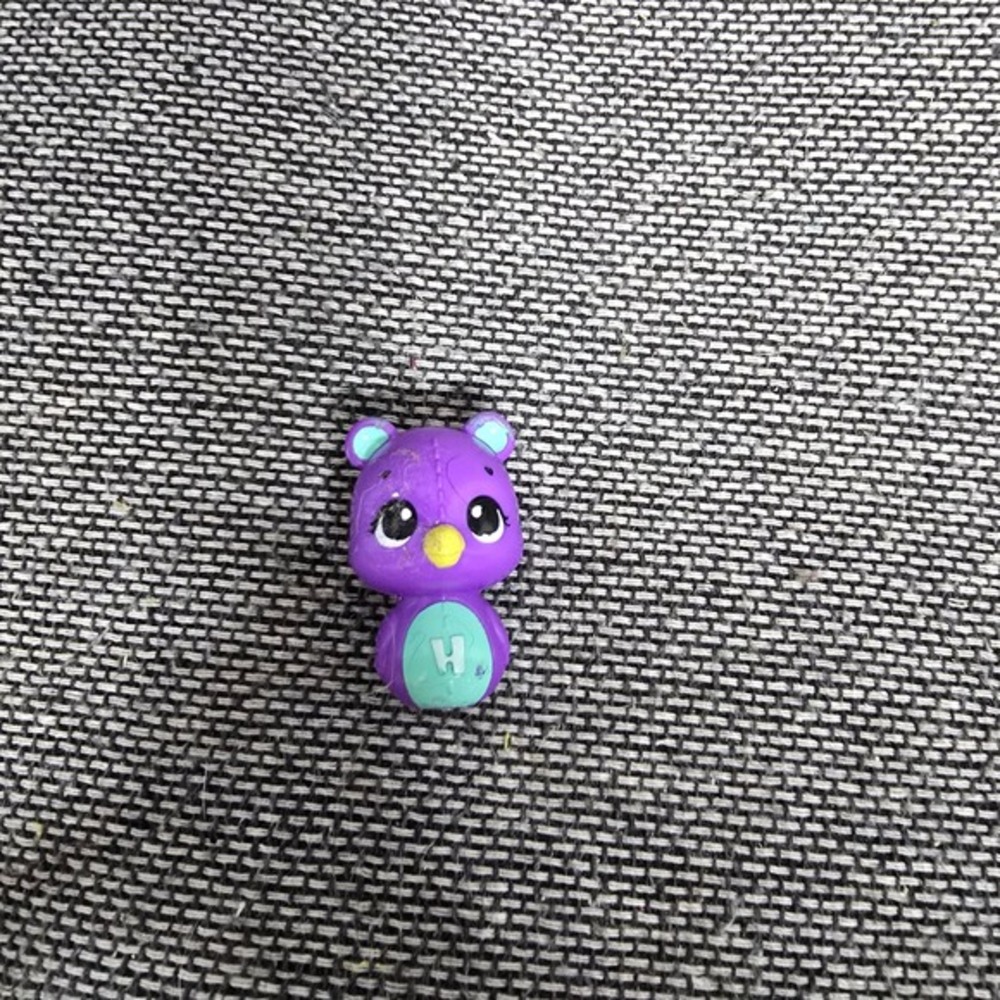 Hatchimals CollEGGtibles‎ Purple Penguala Mini Figure Toy Season 1 Spin Master